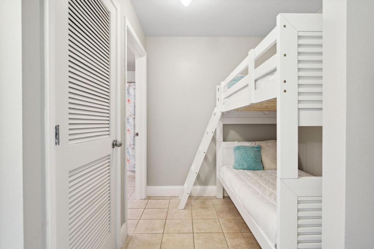 Ocean View 10Th Floor Condo At The Laketown Wharf 1004 Panama City Beach Kültér fotó